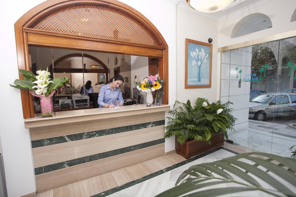 Hotel Bajamar Centro Нерха Екстер'єр фото